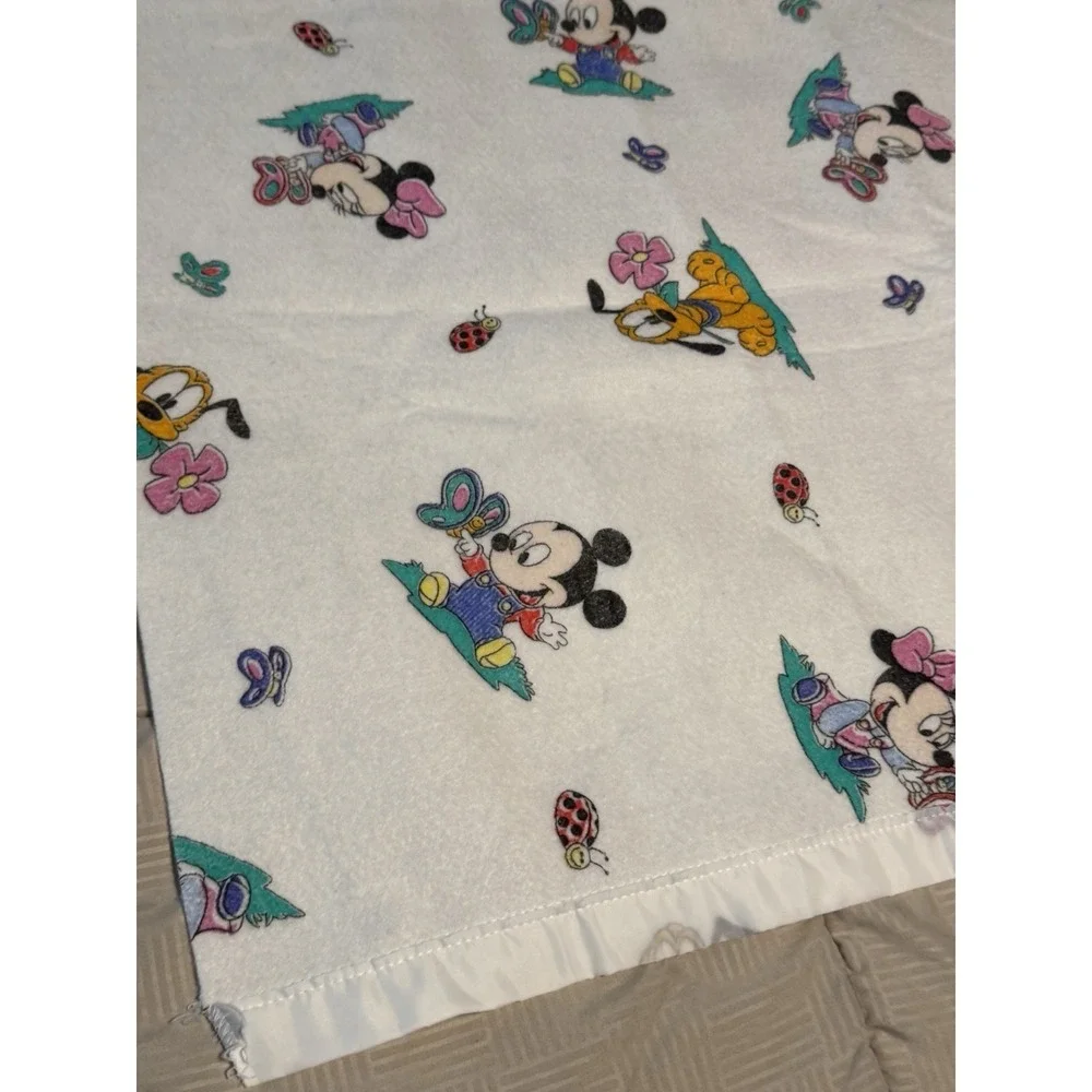 Disney Dundee Blanket Baby Minnie Mouse Vintage Acrylic New Rare Crib Stroller